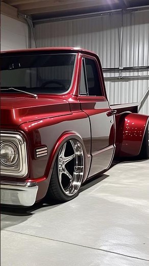 Custom Widebody Slammed Chevy C10 #widebody #c10 #chevyc10 #slammedtrucks #baggedtrucks #obschevy