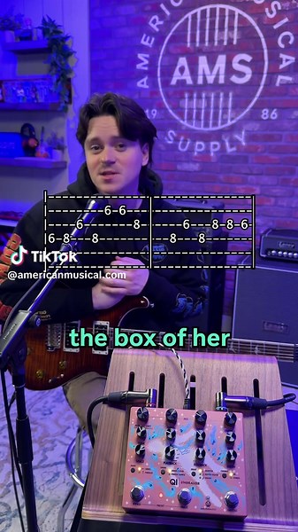 Yvette Young's New Walrus Audio Pedal Unboxed