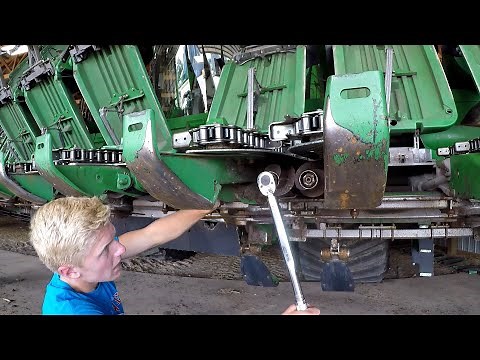 Rebuilding John Deere 612c corn head