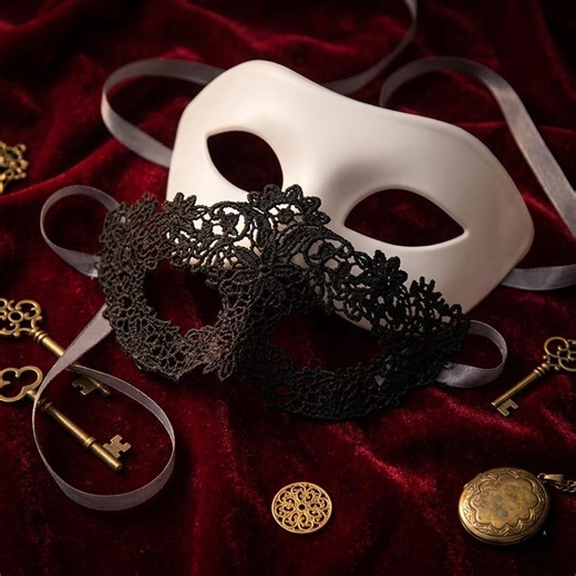 Couples Masquerade Masks Set Black Lace & White Mask | His and Hers Face Masks | Venetian Party Masks Halloween Costume Set - Etsy