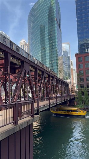 You Just Fell in Love with Chicago ❤️