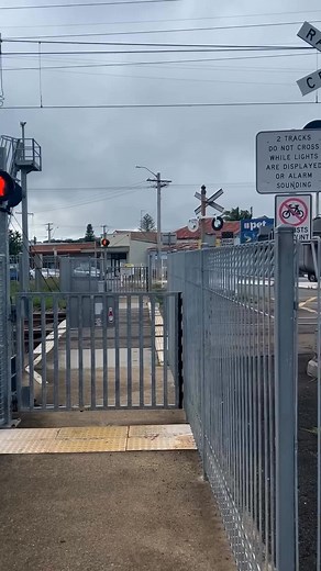 63K views · 182 reactions | More than 1,700 vehicles per hour travel through the busy intersection of Glebe Road and Park Avenue on a typical weekday, causing City of Newcastle to now install traffic lights. | Newcastle Weekly | Facebook