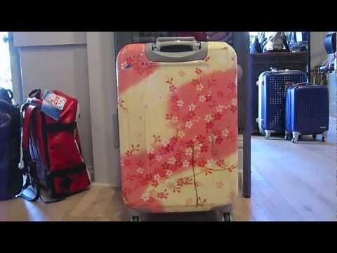 How to clean your luggage