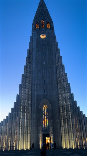 Explore Hallgrimskirkja: An Iconic Icelandic Cathedral