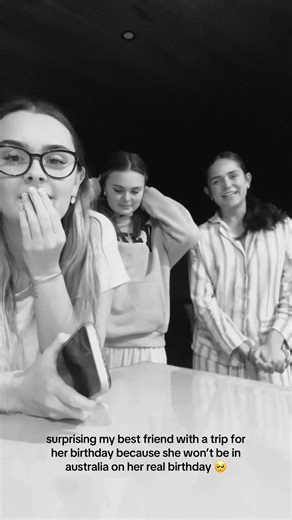 Surprise Travel Adventure in Sydney with Friends