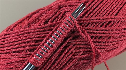 Oh my god 😳 this is amazing! The easiest relaxing knitting stitch I've ever seen. stitch #crochet #knitting #design #DIY #crafts -sultan | Knitting & Crochet World