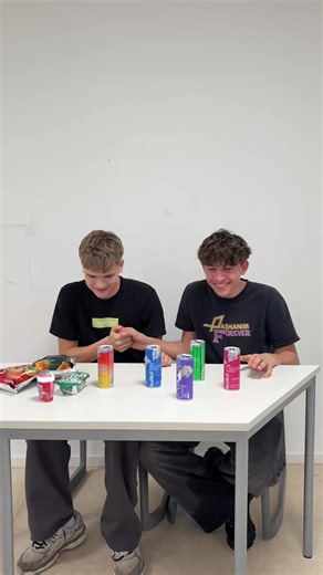 Yarrak#fyp #viral #schulebelike #lustigeclips #foryou @Lost_os @amon.muc @Yusuf.muc @felix.muc @ 36