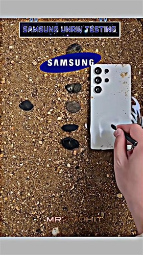 Samsung under water tasting 📱 #samsung #samsungs26ultra #samsungs25fe #upcomingphones