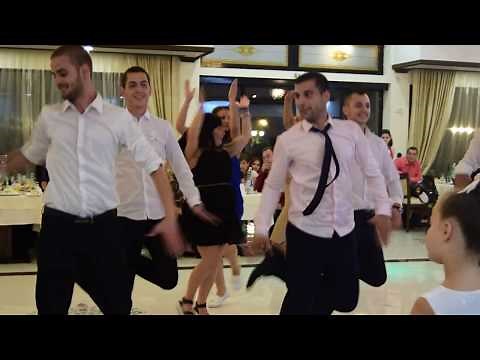 Фолклорно настроение на българска сватба, "Сливенци" / Bulgarian wedding, Folk dance
