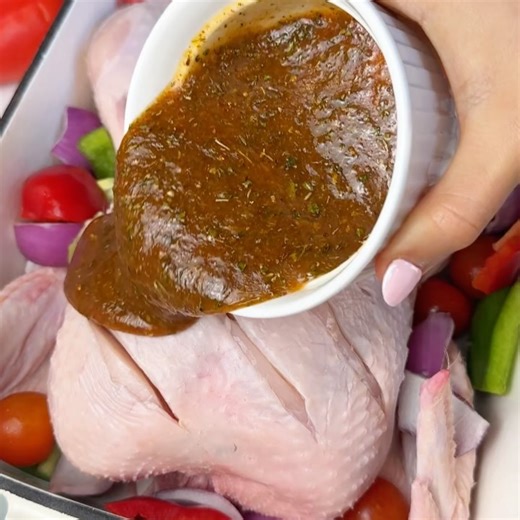 Molly Cunningham | Nutritionist 👩‍⚕️🩷🌱 on Instagram: "5 Healthy ‘Fakeaway’ Inspired Dinners For £35 From @tesco 🩷🛒🍕 THE CHINESE CHICKEN CURRY NEEDS 400ML WATER Hey everyone! These are some super easy and tasty recipes for when you fancy a takeaway but like us you want to save a little bit of money and eat a little bit better from my last reel! 🥰 I think my favourite was the tandoori chicken or the salt and pepper pie but they were all soooo