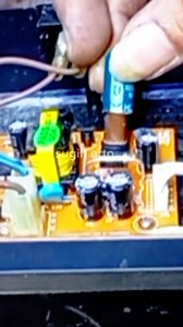 1.8K views · 30 reactions | Cuaca sangat panas,,, elkopun sampai buka baju 來 #tricks #tips #solutions #service #elko #tv | Sugih Arto | Facebook