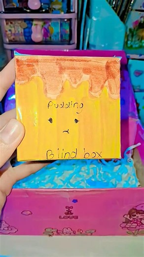 Why everyone is obsessed with blind boxes 📦🔥