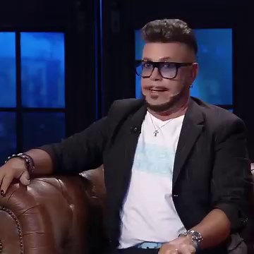 310K views · 7.9K reactions | Osmanyho historky (třeba tato z dovolené) jsou mnohdy neskutečné. A on je rád svérázným způsobem vypráví. Třeba v zábavném pořadu KAFE U OSMANYHO, který můžete vidět po celé České republice. Své město najdete na www.osmany.cz, kde si můžete i zakoupit vstupenky. V prodeji jsou představení v roce 2024, ale i 2025. Těším se na Vás! | Kafe u Osmanyho | Facebook