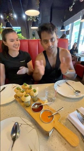 Tutorial how to eat pani puri