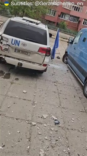 ❗️Russia attacked vehicles belonging to a UN humanitarian mission in Kherson - a direct violation of international law.Vehicles of the United Nations Office for the Coordination of Humanitarian Affairs were damaged by a Russian drone attack. There might be injured.