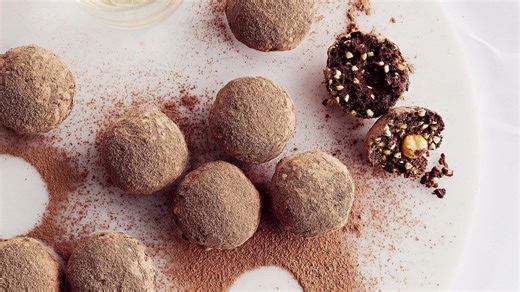Snackalicious: Healthy home-made treats to power up your weekend