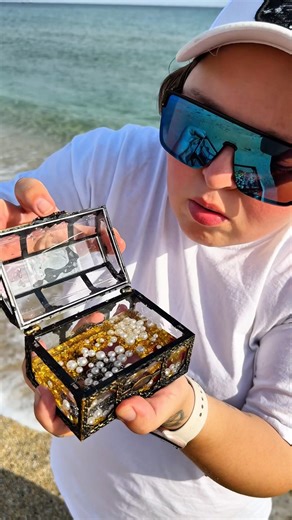 I Found a TREASURE Chest in the Sea… 😳