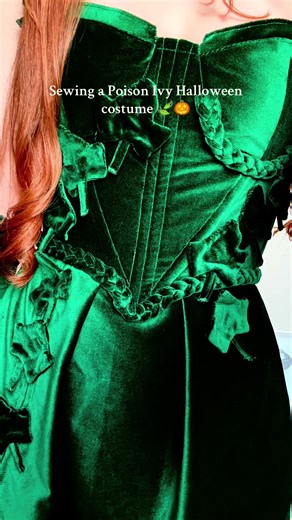 Poison Ivy 🍃🎃👻💚 - Happy Halloween! This year I have chosen to sew a Halloween costume inspired by Poison Ivy. I opted for a velvet fabric with corset bodice and also handmade each leaf out of velvet to achieve a slightly more chic look. What are you wearing this year for Halloween? Follow to stay up to date of my sewing projects! • • • • #sewing #fashiondesign #handmade #sewingtiktok #fashiontiktok #sewingproject #diyfashion #sewistoftiktok #fashion #couture #halloween #poisonivy
