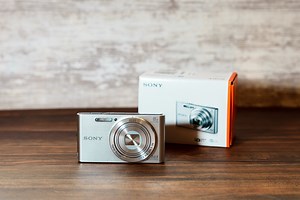 ソニー DSC-W830 レビュー | ソニーで一番安いコンパクトなコンデジ