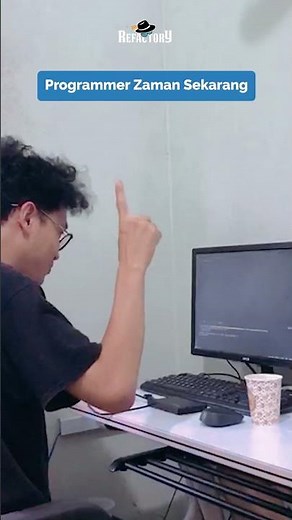 Programmer Zaman Old vs. Programmer Zaman Now - Part 1 #shorts