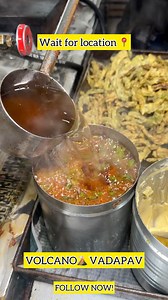 #Pakistanistreetfood #vadapav Pakistani street food viral vadapav Ki recipe ? Vada Pav is a popular Indian street food from Maharashtra, consisting of a spicy potato fritter (vada) sandwiched in a soft bread roll (pav). Here's a step-by-step guide to making it:### Ingredients#### For the Vada (Potato Fritter):- 4 medium-sized potatoes (boiled and mashed)- 1 tablespoon oil- 1 teaspoon mustard seeds- 1 teaspoon cumin seeds- 1/2 teaspoon turmeric powder- 1 teaspoon ginger-garlic paste- 1-2 green ch