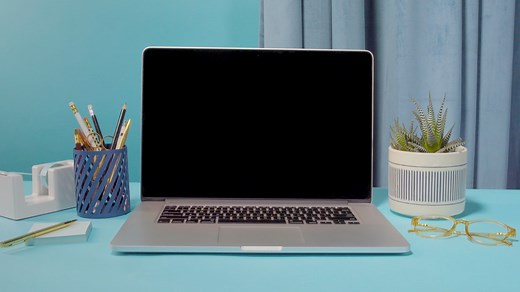 電腦螢幕都是指紋？必學「螢幕清潔」4步驟！切記不要直接噴酒精