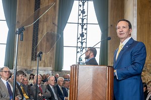 Landry pushes judicial reforms, QR code vehicle sticker as Louisiana legislative session opens