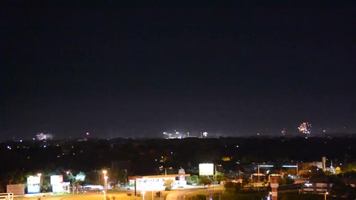 La hermosa vista que tenemos desde la Torre de Control, el video es solo de referencia, eso fue en el 2021 cuando el Sportivo Luqueño cumplio 100 años. #Luque #Paraguay #aeropuertosilviopetirossi #sportivoluqueño #aviacion
