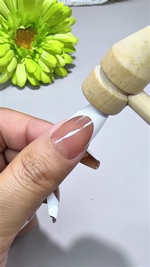 Gentle Nail Removal Techniques Using Water