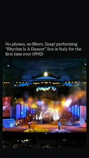 Rhythm Is A Dancer Live 1992: 15,000 People, Zero Phones 🇮🇹