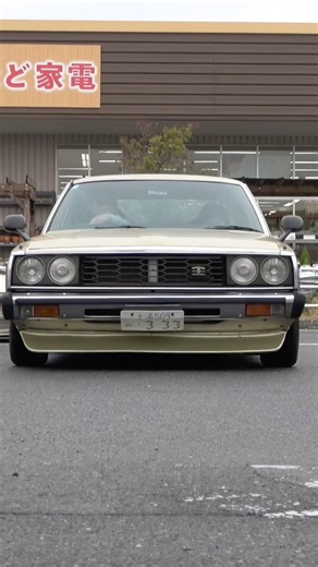 4ドア スカイラインジャパン、ソアラ、ソアラ、2ドア スカイラインジャパン、S30フェアレディZ入場シーン #旧車 #アリオ上尾旧車 #jdm #潟菱