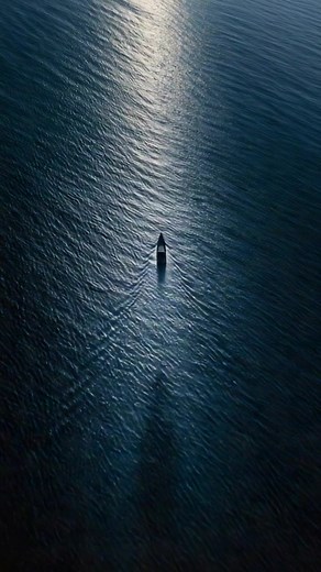 Ocean Scenery Live Wallpaper #foryoupage #livewallpaper #livewallpaper4k #ocean #scenery waves - beach - sunset - horizon - tropical - cinematic - peaceful - nature - sky - reflection - serene - paradise - 4kquality - wallpaper4k - designart