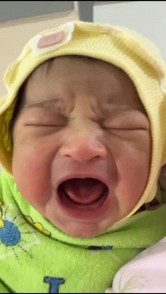 The Best Surprise of Our Lives A Heartwarming Moment We’ll Never Forget💕🎊#ytshorts #babyjoy #nurse