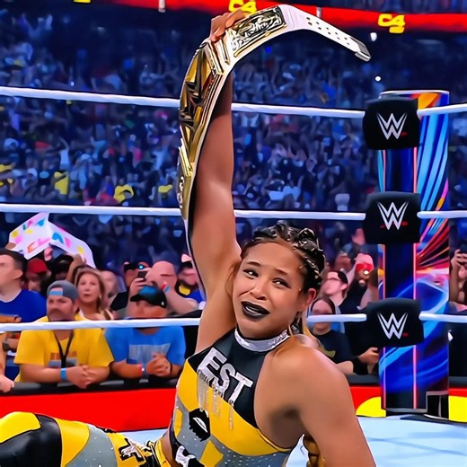 Bianca Beat Charlotte… But Iyo Sky Cashed In & Stole the Win 🥶🔥 #wwe #edit #short