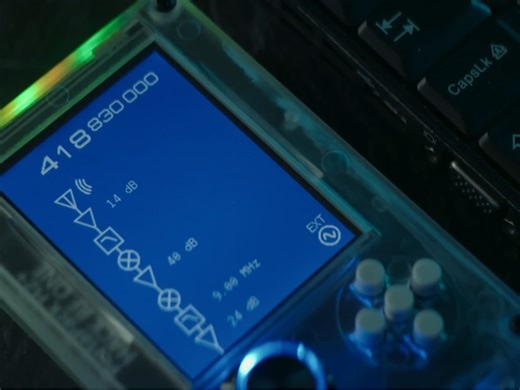 【熟肉】Flipper zero的“老大哥”—HackRF One Portapack H2 