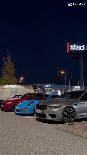 Quick meetup with the lads last night @Fredde @robzen #fyp#cartok#f90m5competition#gt3rs#m3competition