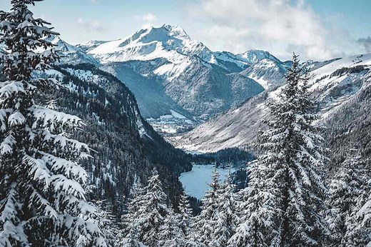 Hotel Du Lac | Your Adventure Starts Here | Lac de Montriond