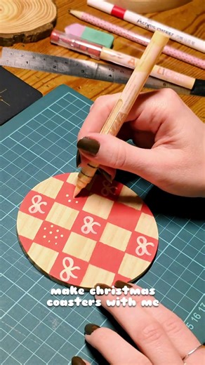 Make Christmas Coasters With Me 🎄🧸 #christmascrafts