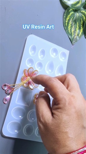 UV Resin Art/ Hair Accessories #diy #uvresinart #viralvideo