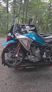 The MotoTote m3 is my New Favorite Motorcycle Hitch Carrier