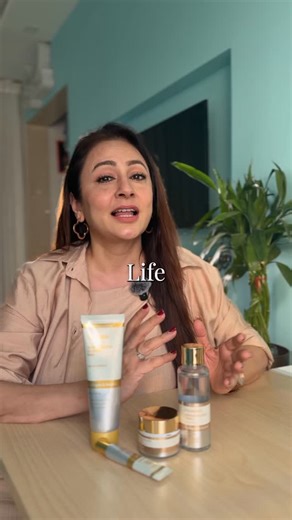 Skin Zens on Instagram: "What if everyday light is aging your skin? Use this collagen & retinol anti-aging range. DM to order ✨ {skin care, Korean skin are, Korean products, Korean glow, bodywash, hydrating bodywash, soft skin, Korean skin, ski care routine , Korean skin routine, glass skin glow , brightens, hydrates , Korean products , skinzens, wrinkle care, anti ageing, retinol Collagen based care} #skincareformenandwomen #koreanskincare #koreanbodywash #skincareroutine"