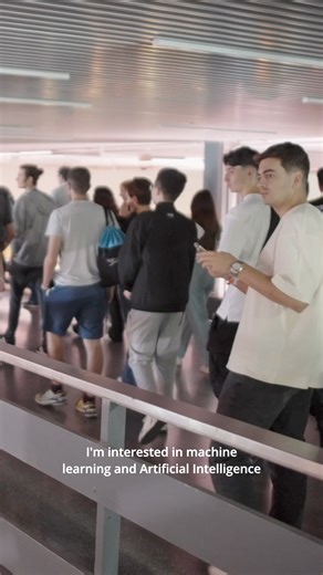 Artificial Intelligence is changing the sound of music: how it’s created, how it’s performed, how we hear it, and how it reaches us. This year, together with S T ARTS, a European initiative that supports transdisciplinary collaborations between science, technology and the arts in research and the creative industries, Sónar explored how artists, performers, thinkers, and makers are using AI to shape the sound of the future. AI & Music powered by S T ARTS brought shows, conferences, panels and int