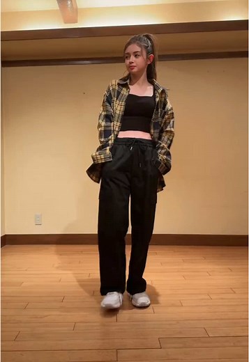 Stickyyyy😎💙 #Sticky #Rainy。#08 #Singer #Dance