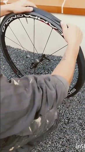 Tuto, comment changer un pneu.