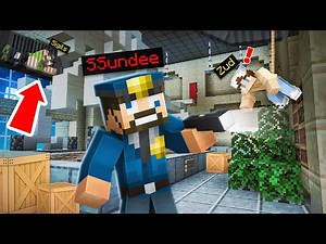 TOXIC Museum Hide and Seek in Minecraft...