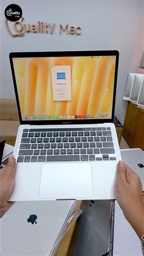 The King for Editing and Coding! MacBook Pro M1