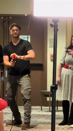 Some fun backstage games at The Road So Far Tour in Boston last year! 😋 See us in 2026! Get info here: https://bit.ly/RoadSoFarTour #supernatural #spn #spnfamily #jensenackles #mishacollins @Misha Collins