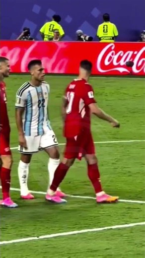 Lautaro Martinez clashed with Xhaka 😱 #lautaromartinez #messi #argentina #xhaka #worldcup