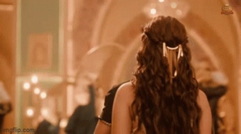 Indian Monica Bellucci hot thread 🥵Thread 🧵- 1/10