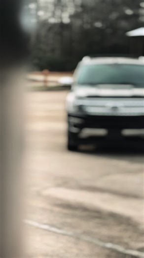 🚨 Just Hit the Lot! 🚨 2021 Ford Expedition PLATINUM — only 58,000 miles 🤯 If you’ve been looking for a luxury 3-row SUV that checks every box, this is the one: ✅ Platinum Trim (Top Package) ✅ 3rd Row Seating ✅ Premium Leather Interior ✅ Panoramic Roof ✅ EcoBoost Power ✅ Advanced Tech Comfort ✅ Super Clean Condition ✅ Low Miles for the Year ✅ Ready for the Family or the Road! Perfect for road trips, daily driving, or hauling the whole crew in style & comfort. 💬 Message me for pricing, financi